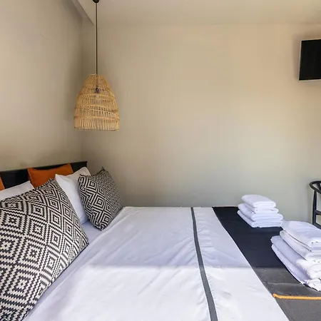 Andrews Luxury Suites Near The Airport Heraklion  Exterior photo