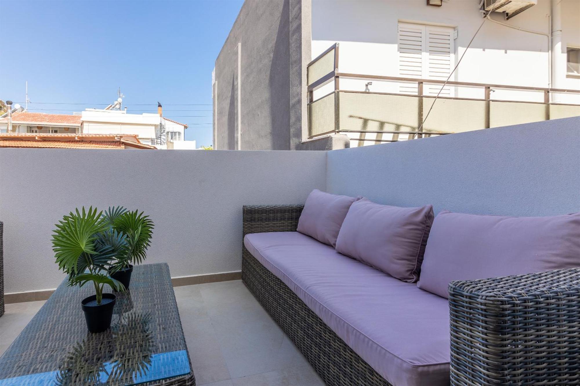 Andrews Luxury Near The Airport Apartment