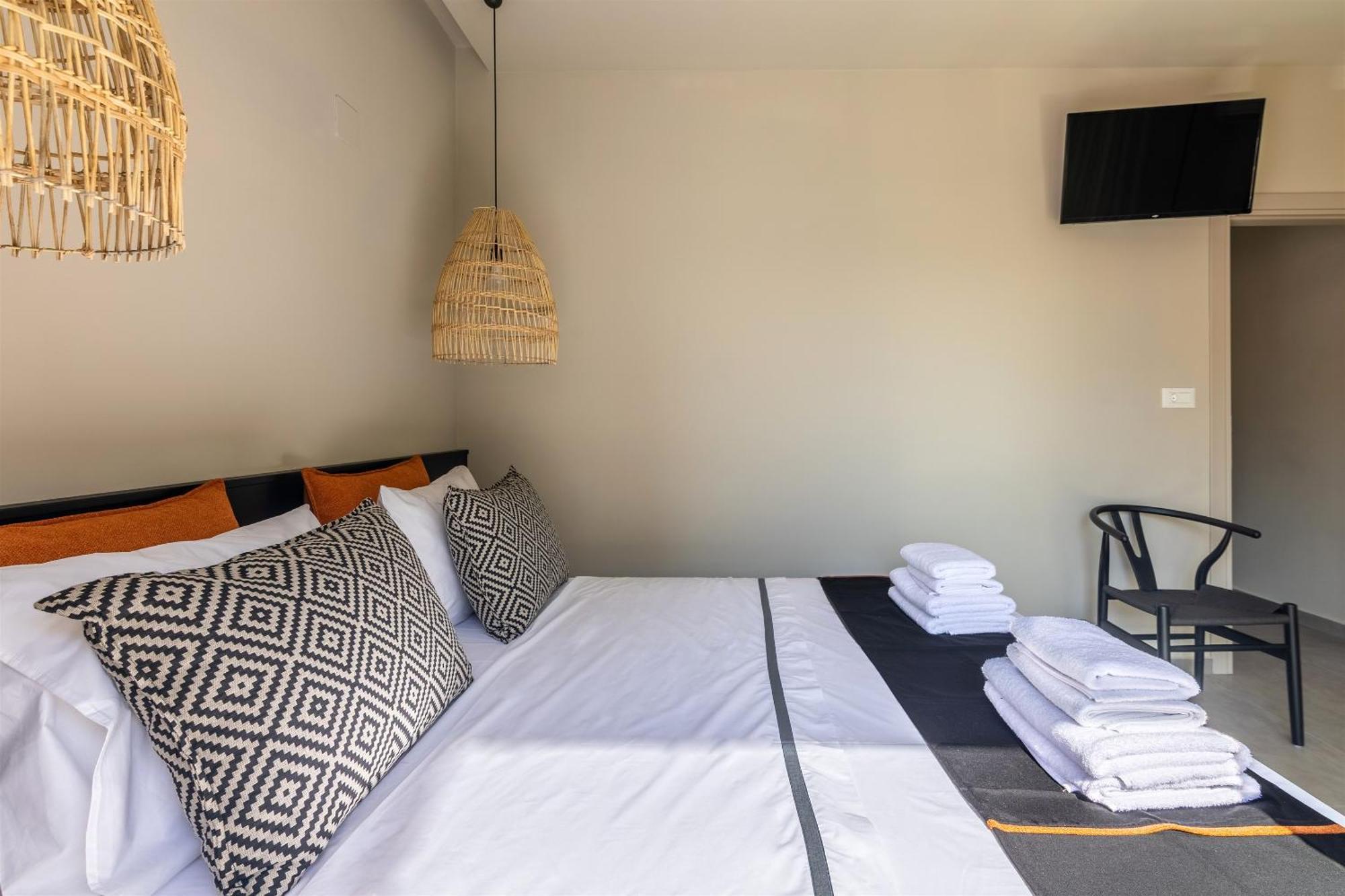 Andrews Luxury Near The Airport Heraklion (Crete)